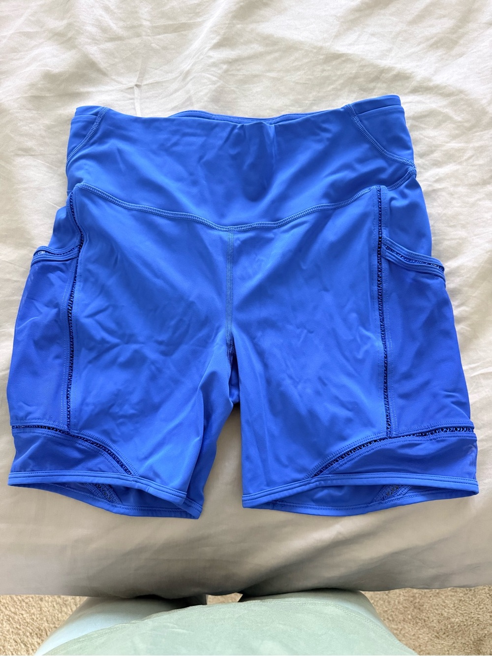 lululemon athletica Women's Active Bike Shorts in Vibrant Blue